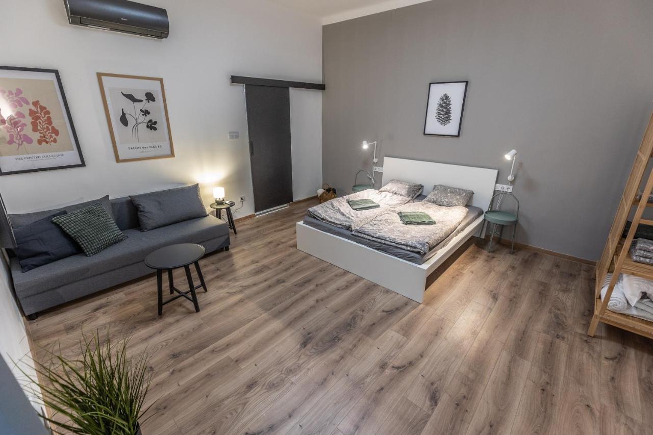 Design Studios Downtown Budapest Eksteriør billede