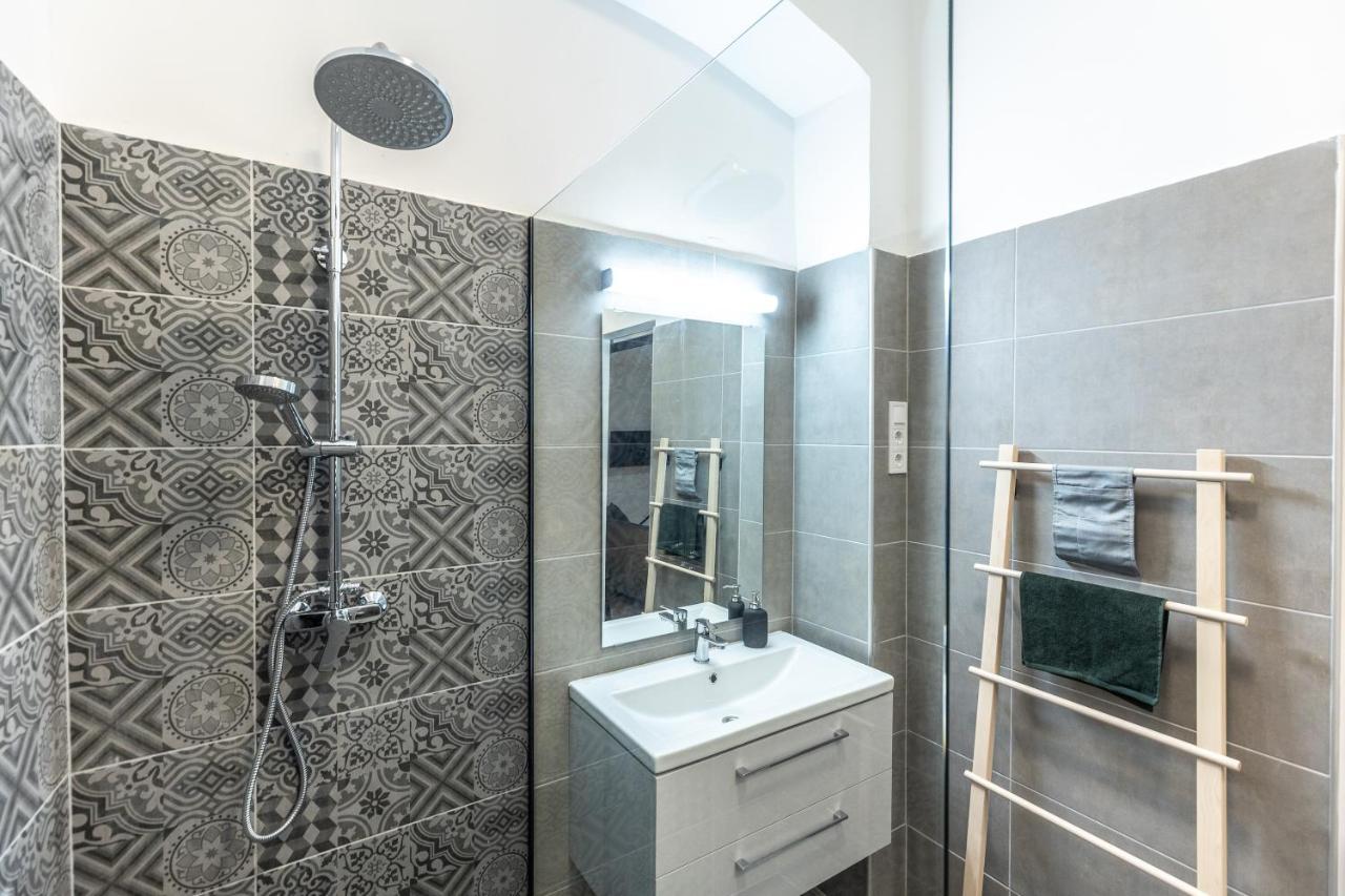 Design Studios Downtown Budapest Eksteriør billede